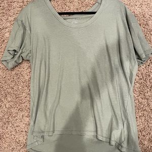American eagle distressed top